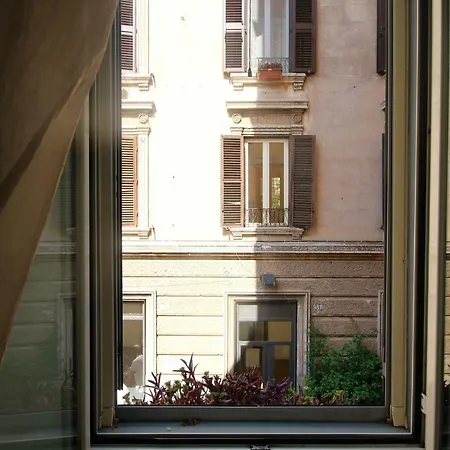 O Casa Fienaroli 2 * Řím