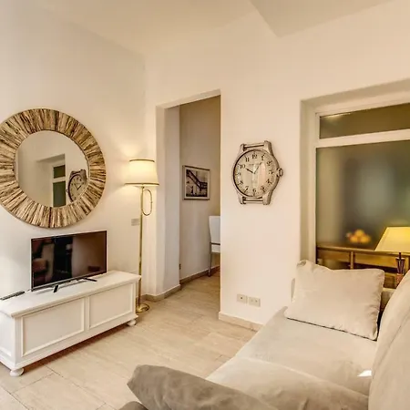 O Casa Fienaroli 2 Apartmán *