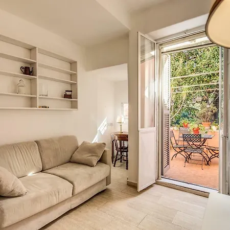 O Casa Fienaroli 2 Řím